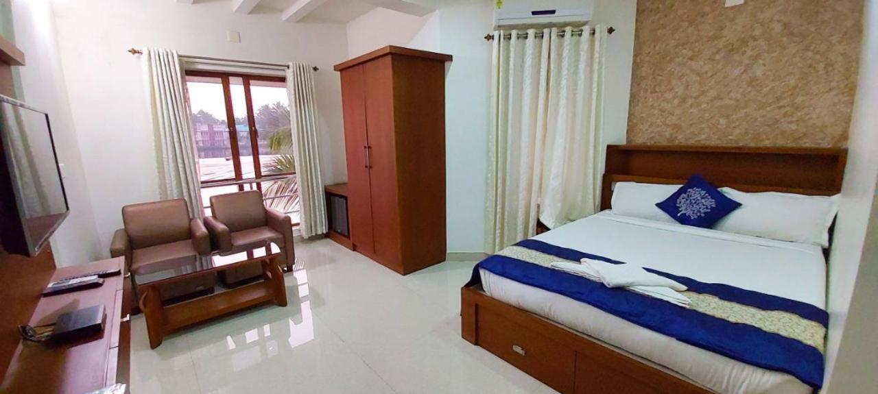 Captains Cabin Backwater Resort アーラップーザ県 エクステリア 写真