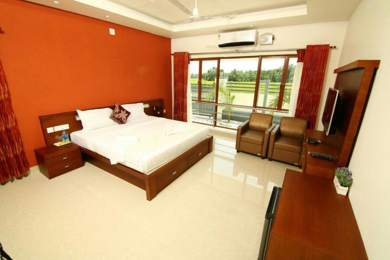 Captains Cabin Backwater Resort アーラップーザ県 エクステリア 写真